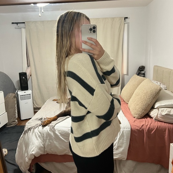 SPLENDID cardigan - Picture 8 of 15